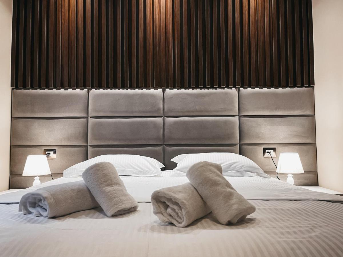 Amansar Boutique Hotel Тирана Экстерьер фото