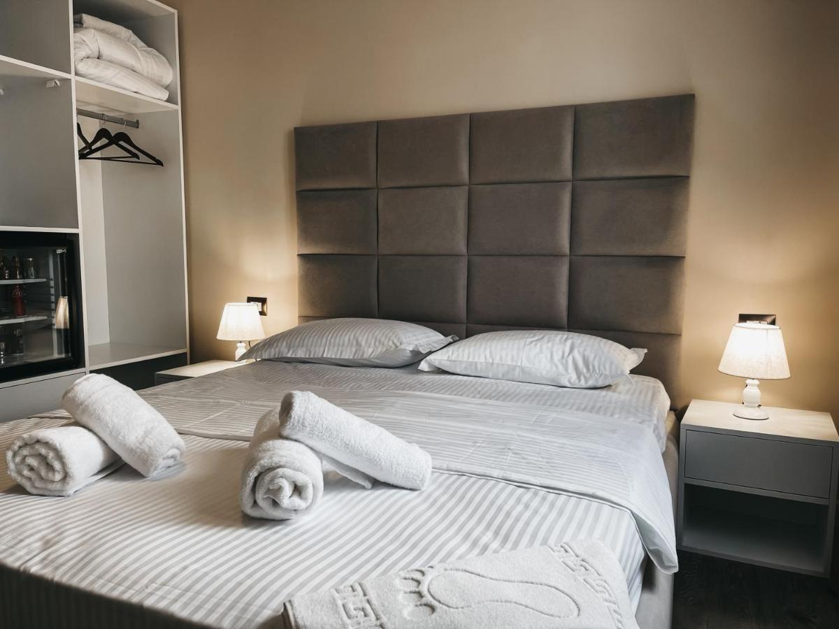 Amansar Boutique Hotel Тирана Экстерьер фото