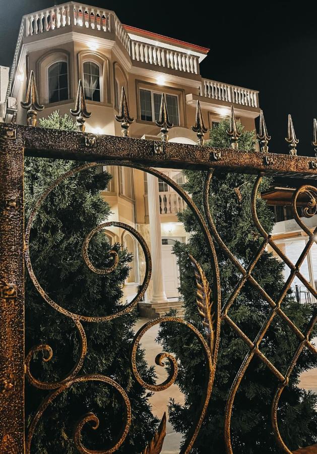 Amansar Boutique Hotel Тирана Экстерьер фото