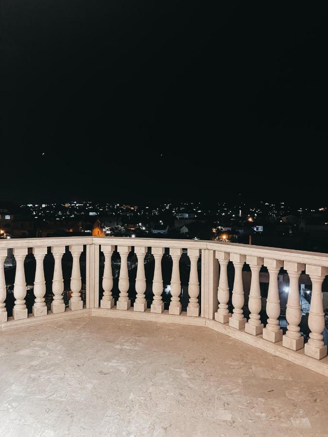 Amansar Boutique Hotel Тирана Экстерьер фото