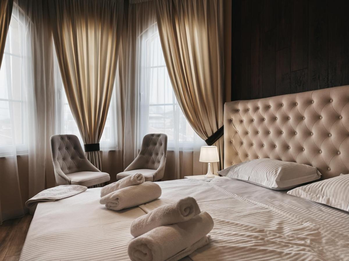 Amansar Boutique Hotel Тирана Экстерьер фото